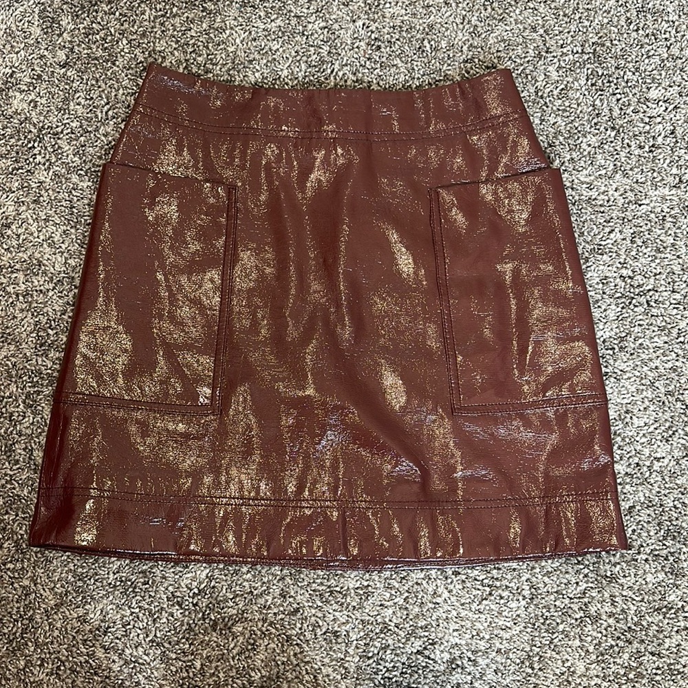 Anthropologie Muave Maroon Faux Patent Leather Skirt size 2